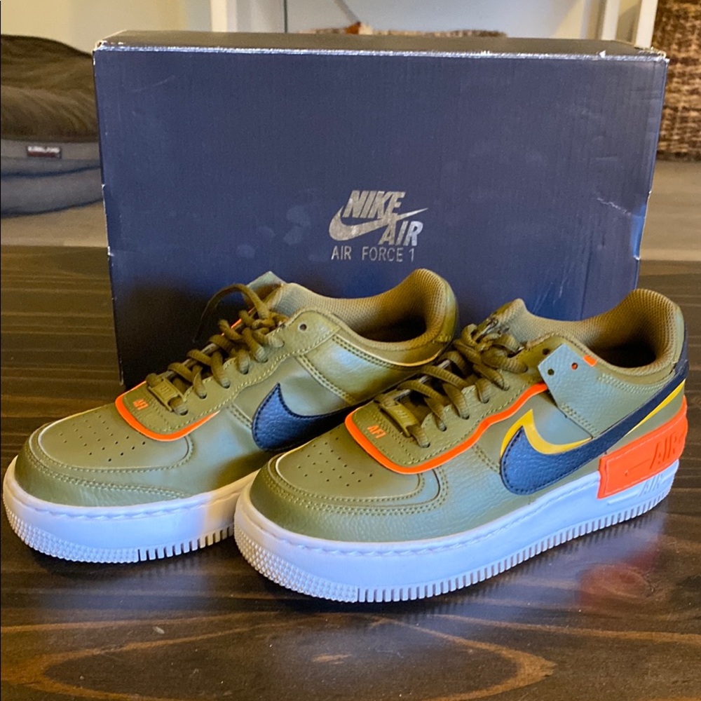 Nike Air Force 1 Olive Sneakers